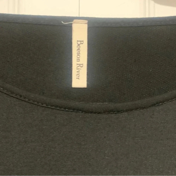 OSFM Beeson River black/leopard print long sleeve pullover with side pockets - Picture 5 of 5